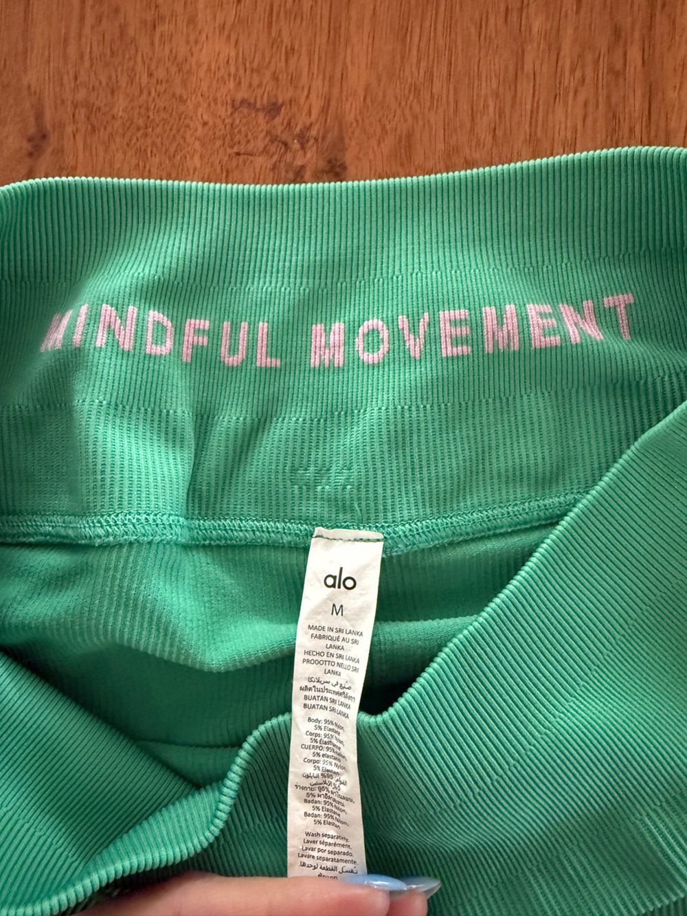 ALO Yoga High-Waist Ribbed Biker Shorts - Lettuce - Picture 3 of 3